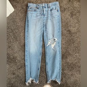 American Eagle Ripped 90s Skinny Jean Size 10 Short